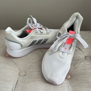 adidas Women’s Edge Lux 5